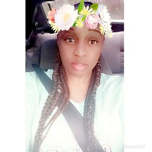 Meet your Posher, Kendra